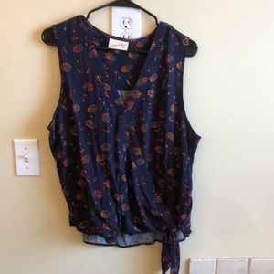 Women’s sleeveless blouse